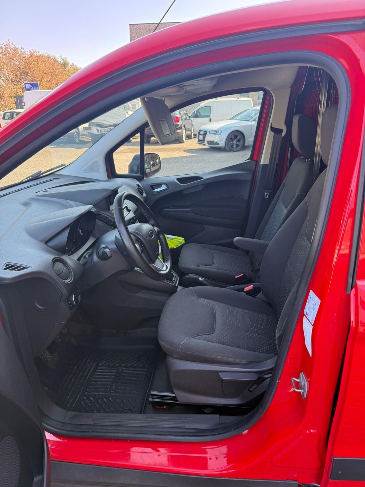 Ford Transit Courier 1.5 TDCi 100CV Van Entry