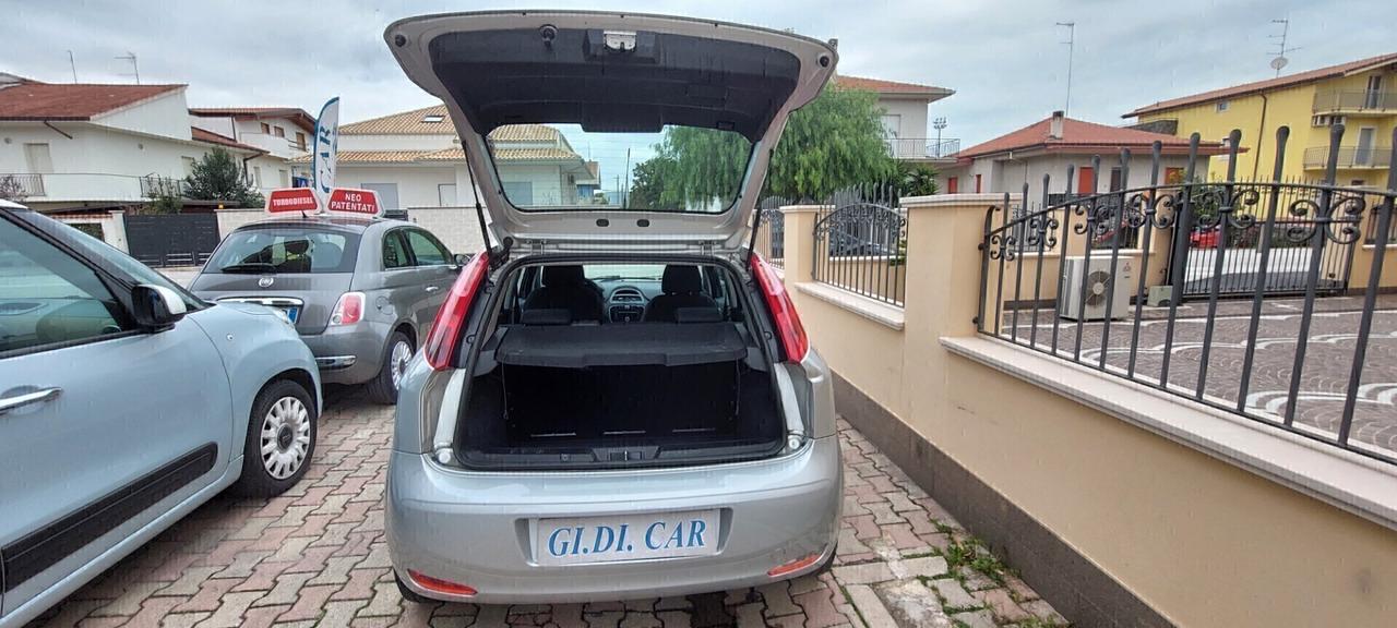 PUNTO 1,3 MTJ DIESEL 85 CV MODELLO STREET USB TELEFONO BLUE E MEE X NEOPATENTATI