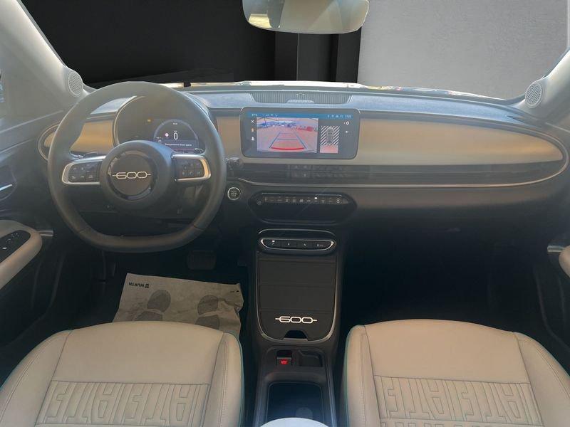 FIAT 600 1.2 MHEV 100cv La Prima