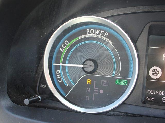 TOYOTA Auris Touring Sports 1.8 Hybrid Lounge