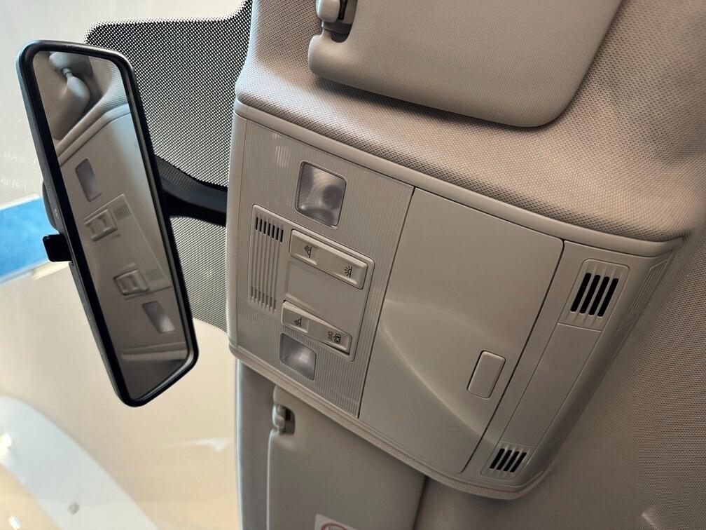 Volkswagen Polo 5p 1.0 tsi Comfortline 95cv App conn 15" Neopat