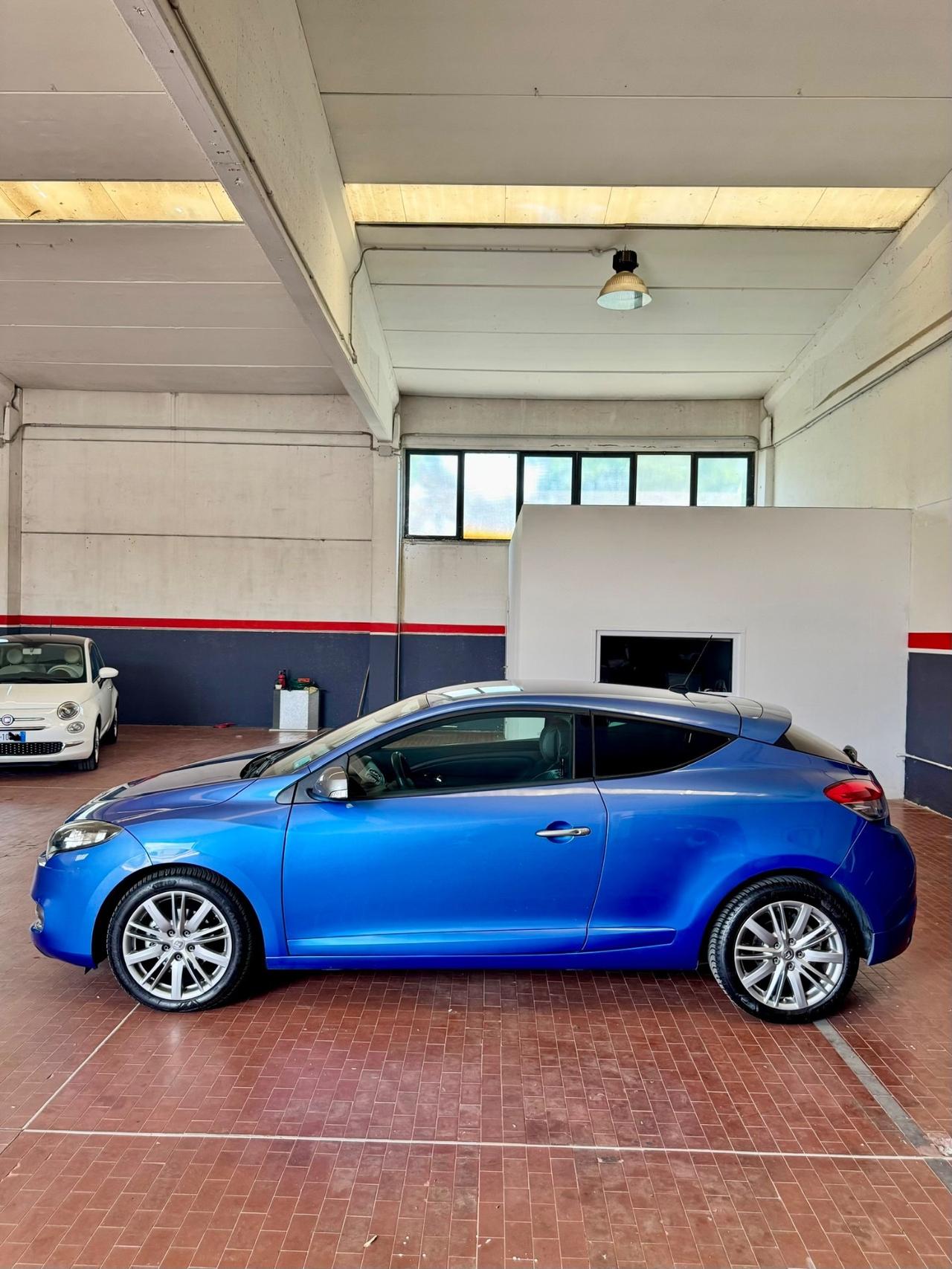Renault Megane Mégane Coupé 1.6 dCi 130CV Start&Stop ESM Energy GT Line