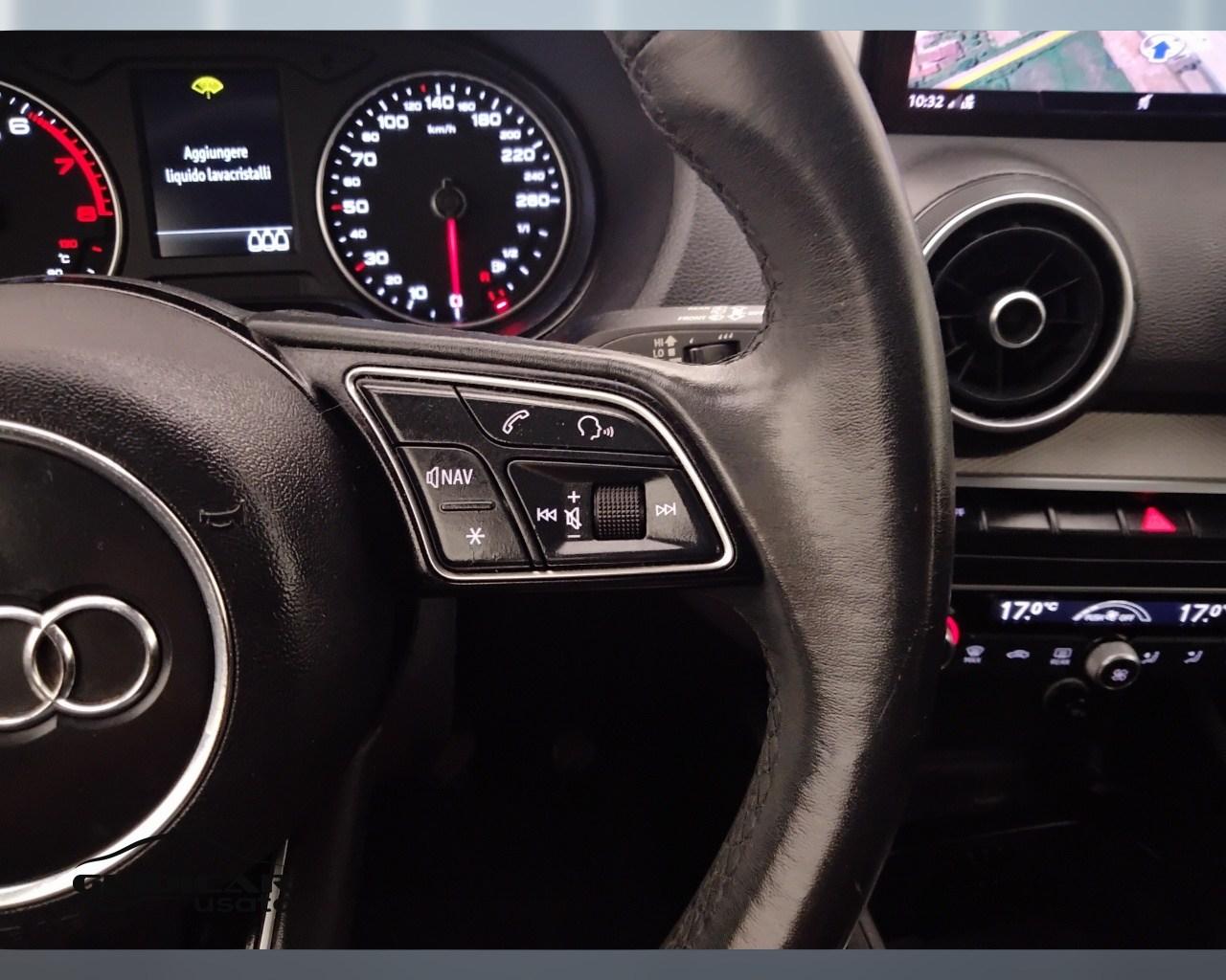 AUDI Q2 I 2021 - Q2 30 1.0 tfsi Business 110cv