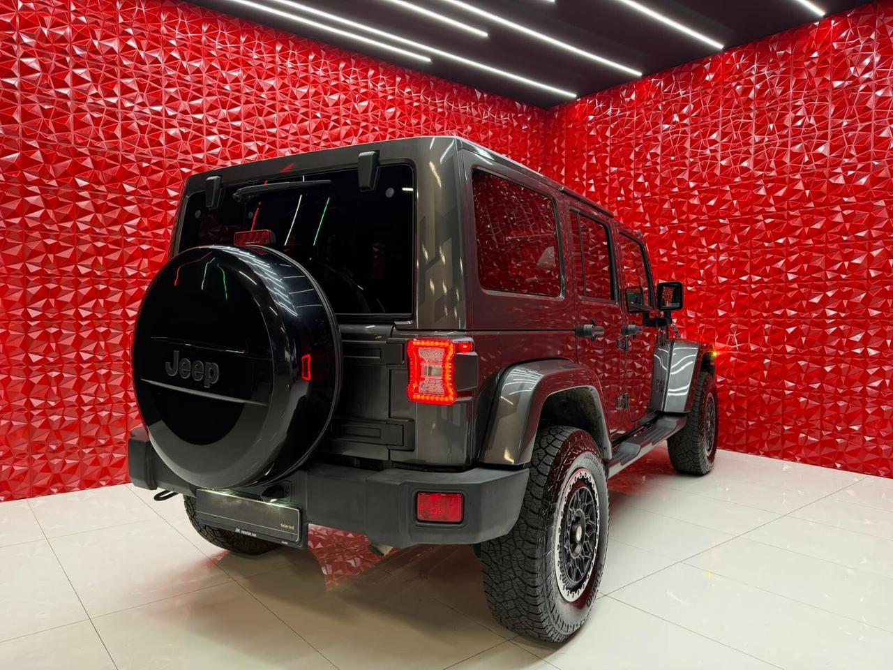 Jeep Wrangler Unlimited 2.8 CRD DPF Sahara Auto Night Eagle