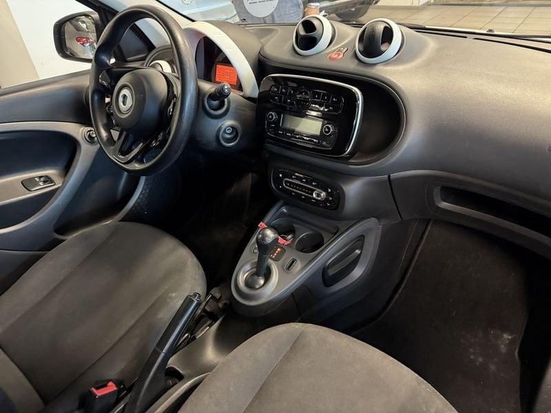 smart forfour 70 1.0 twinamic Youngster