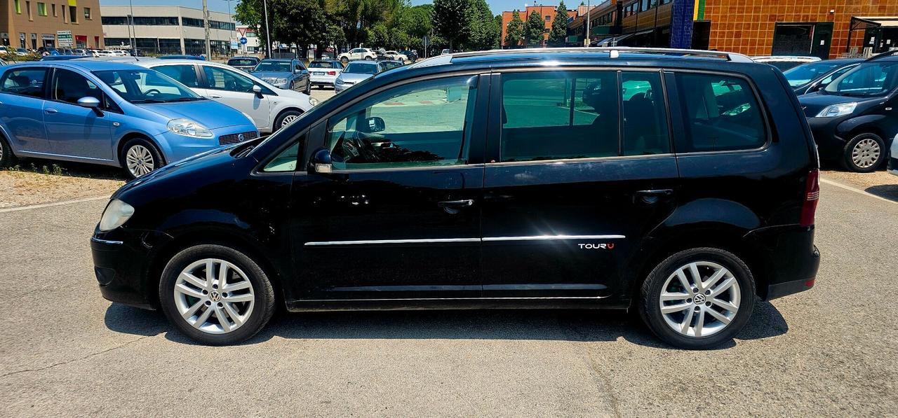 Volkswagen Touran 7 posti 2.0 16V TDI Highline