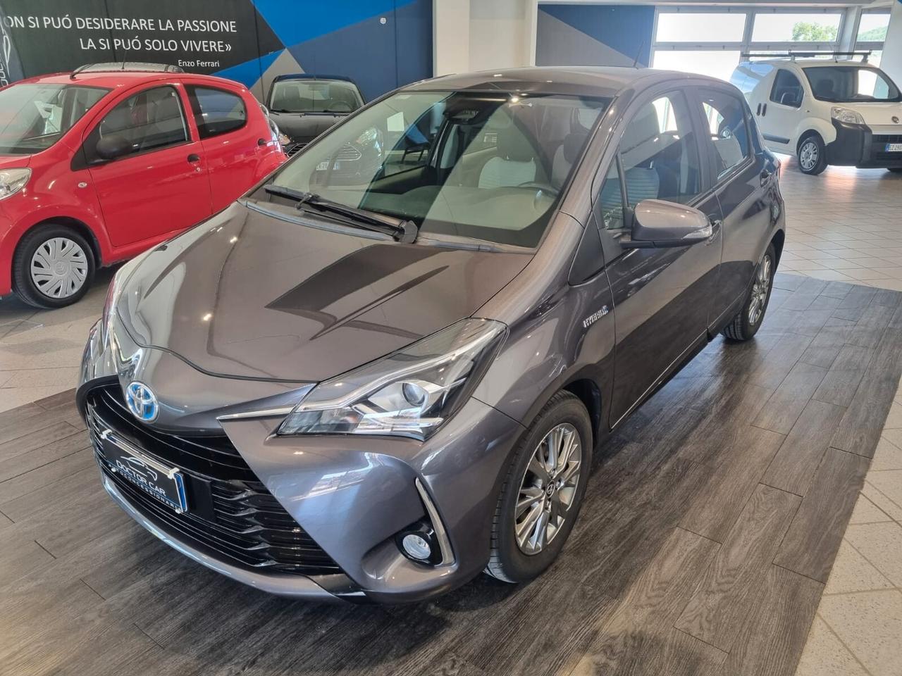 Toyota Yaris 1.5 Hybrid 5 porte Active