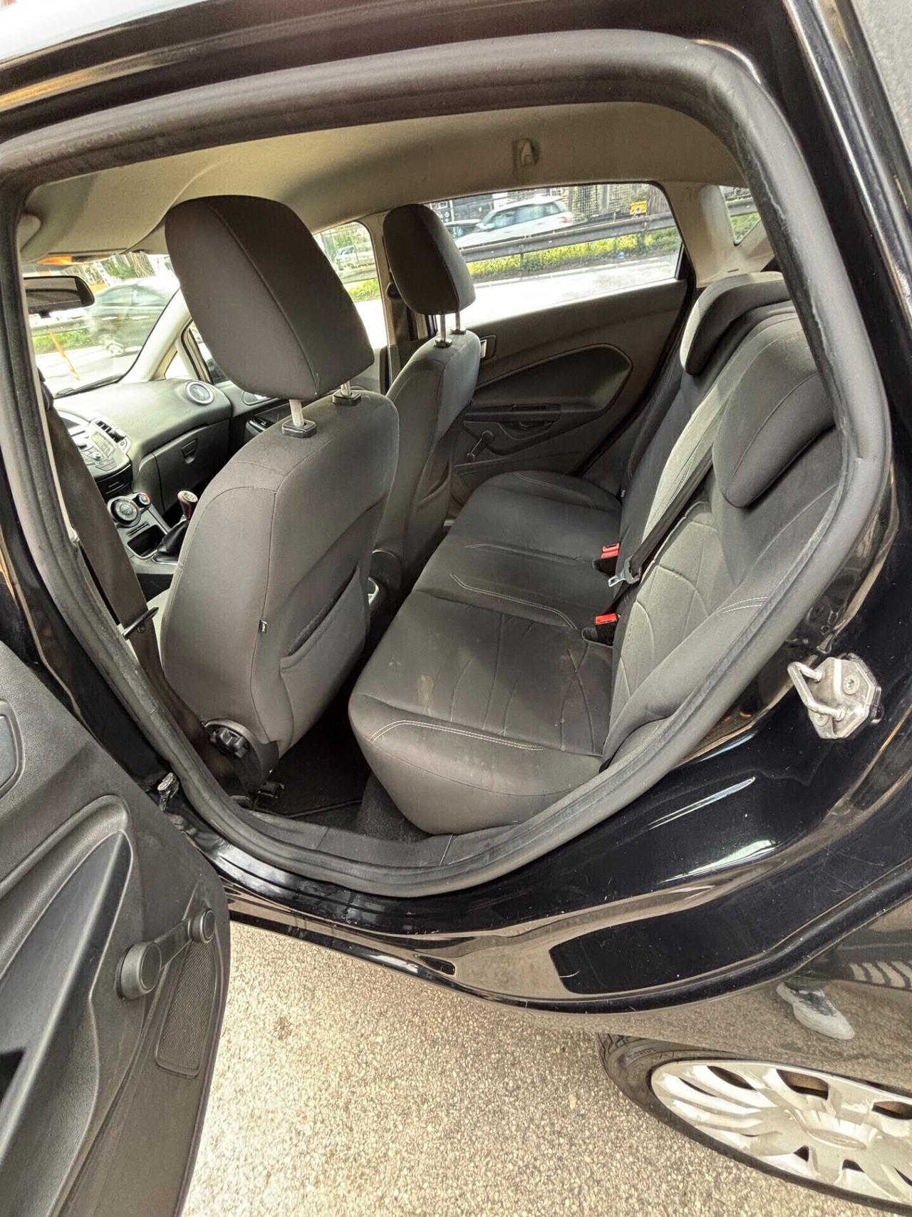 Ford Fiesta 1.5 TDCi 75CV 5 porte Titanium