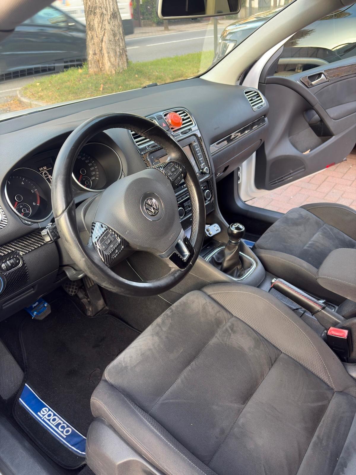 Volkswagen Golf 1.6 TDI DPF 5p. Highline