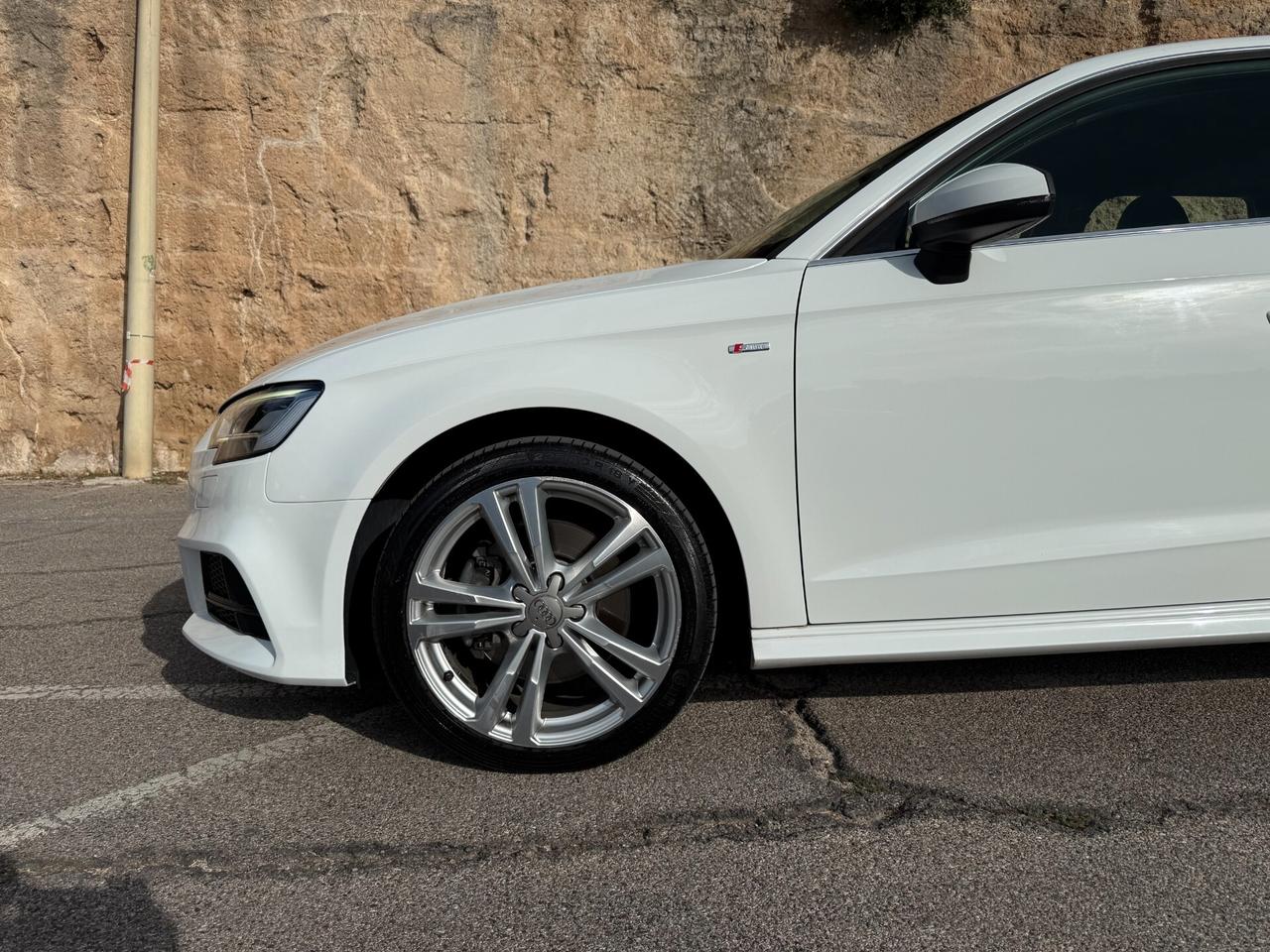 Audi A3 SPB/2.0 150CV/VIRTUAL/S-LINE