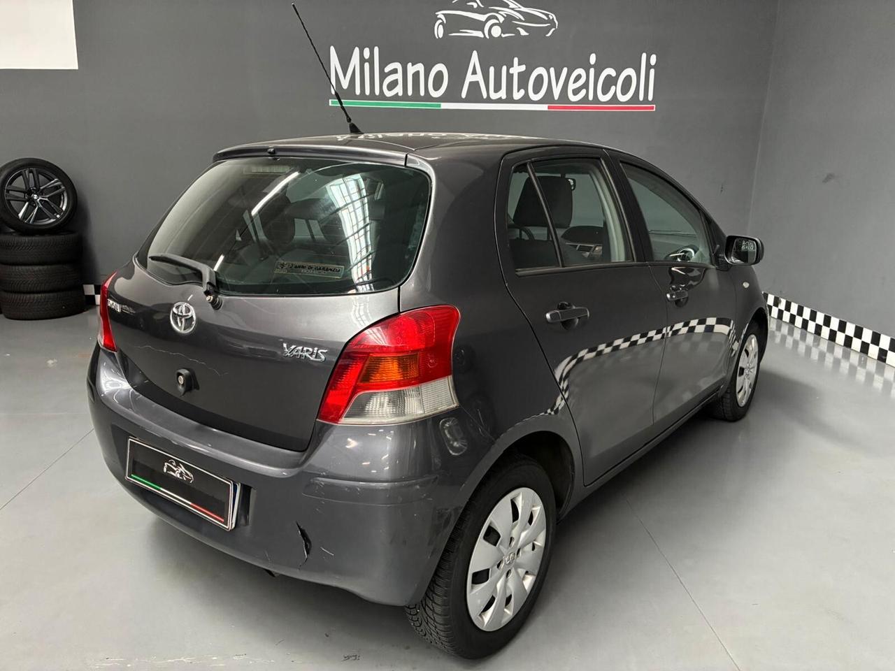 Toyota Yaris 1.3 5 porte Sol