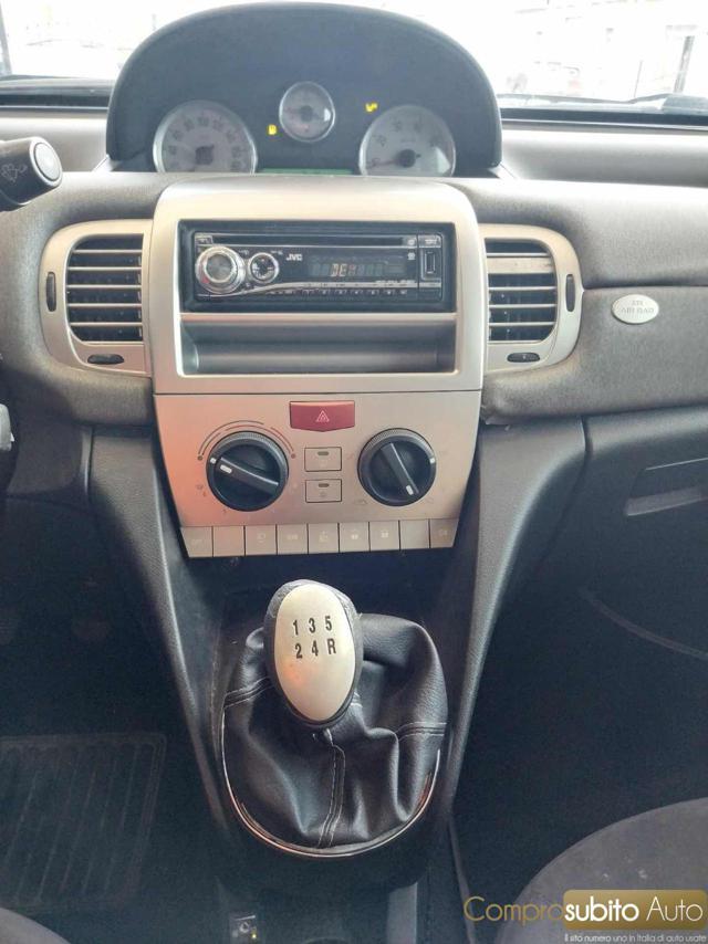 LANCIA Ypsilon 1.2 Oro GPL ( Garanzia 12 Mesi)