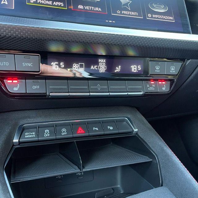 AUDI - RS 3 SPB TFSI quattro S tronic