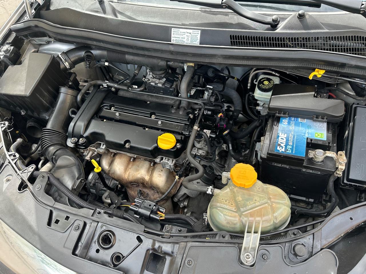 Opel Corsa 1.2 5 porte - 2008