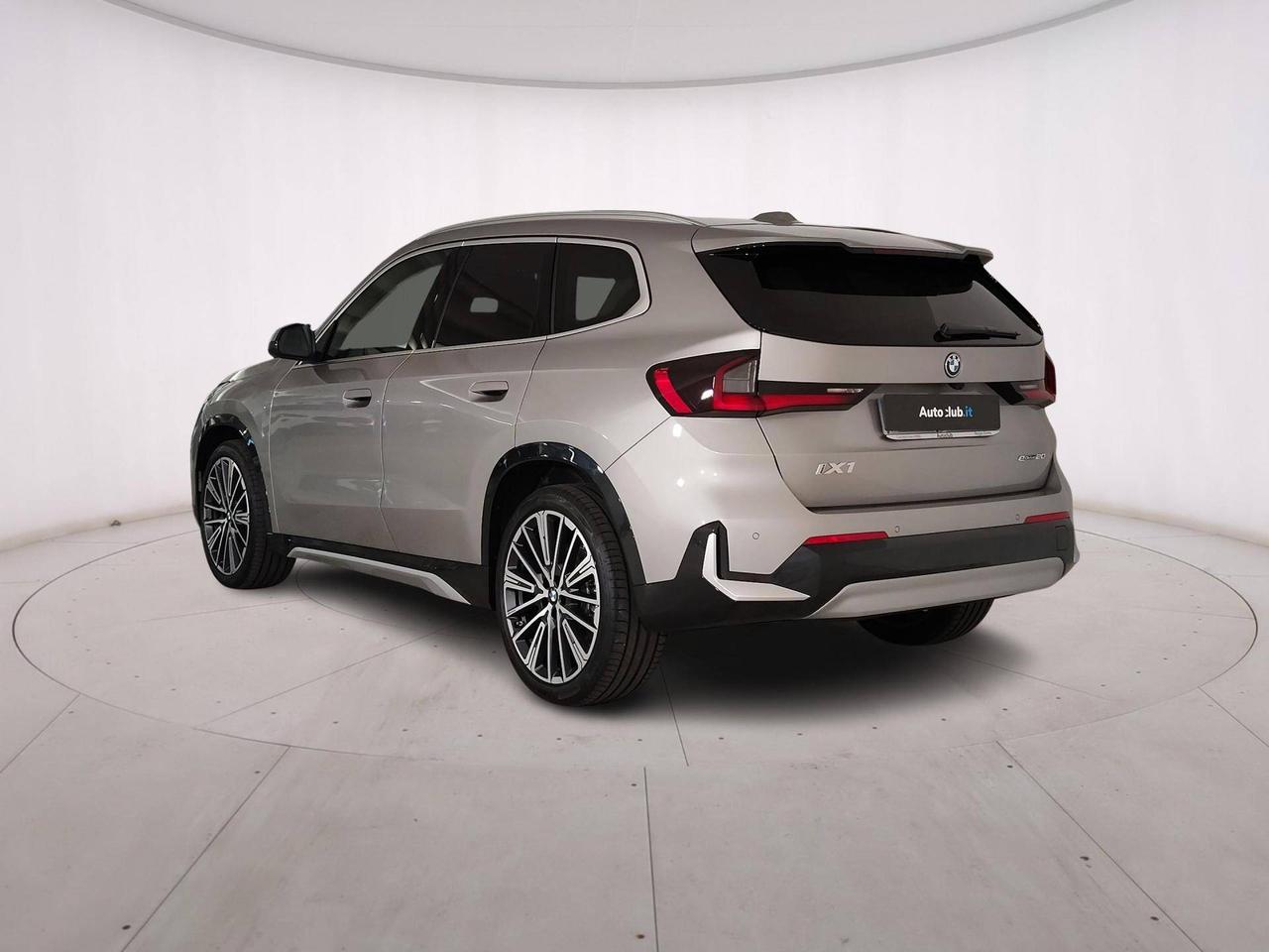BMW X1 iX1 eDrive20 Pure Edition