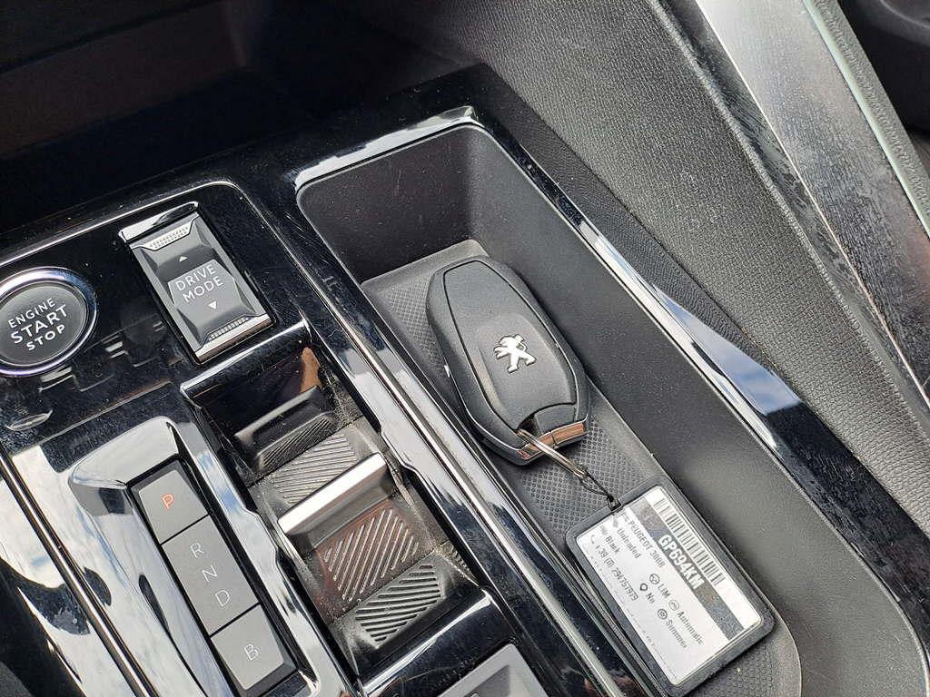 Peugeot 3008 1.6 HYbrid4 Allure Pack 4x4 e-EAT8