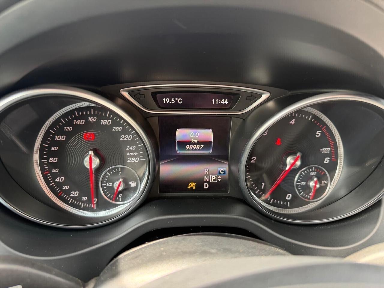 Mercedes-benz GLA 200 d Automatic 4Matic Premium