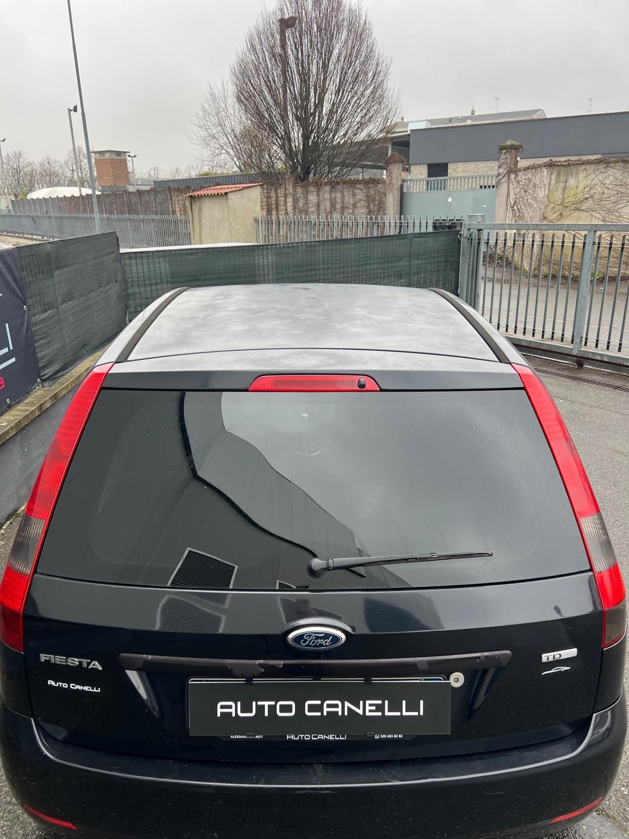 Ford Fiesta 1.4 TDCi 5p. Ghia NEOPATENTATI OCCASIONE