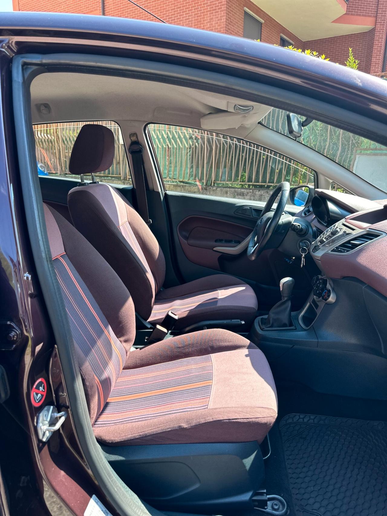 Ford Fiesta 1.4 TDCi 5p. Titanium