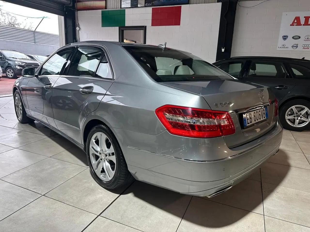Mercedes-benz E 500 Avantgarde Blindatura
