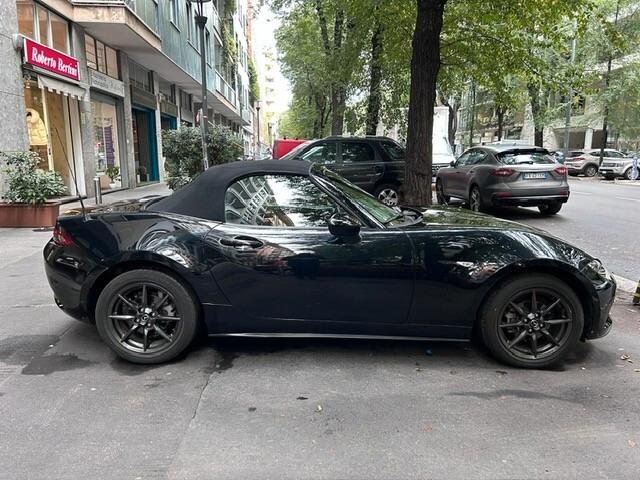 Mazda MX-5 1.5L Skyactiv-G RF Exceed