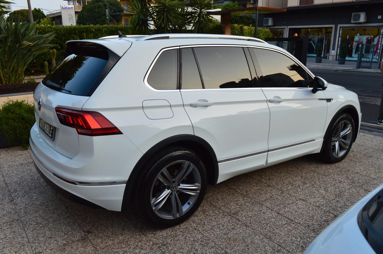Volkswagen Tiguan 2.0 TDI 150 CV SCR DSG R-Line