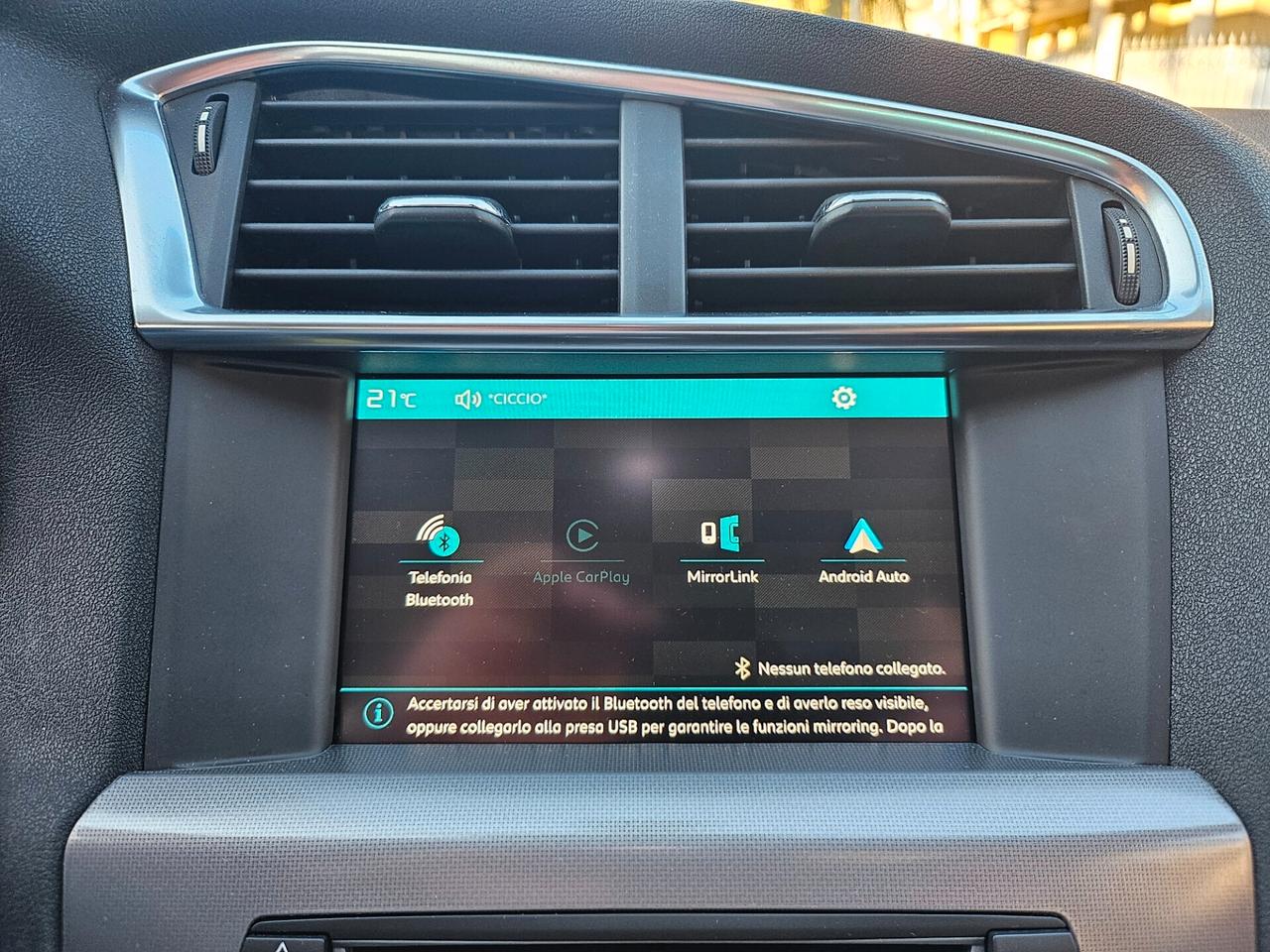 Citroen C4 Berlina 5pt. 1.6 BlueHdi 100cv Fell my 18