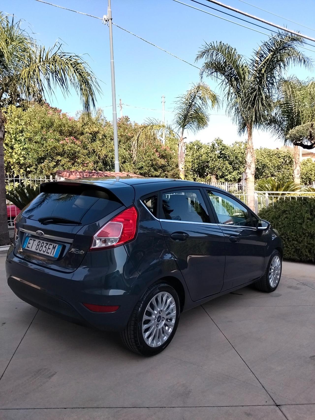 Ford Fiesta 1.5 TDCi 75CV 5 porte Titanium