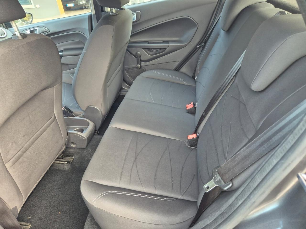 Ford Fiesta Plus 1.5 TDCi 75CV 5 porte