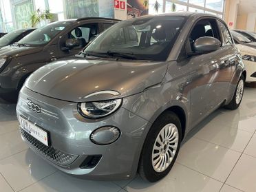 FIAT 500e Berlina 23,65 kWh Action