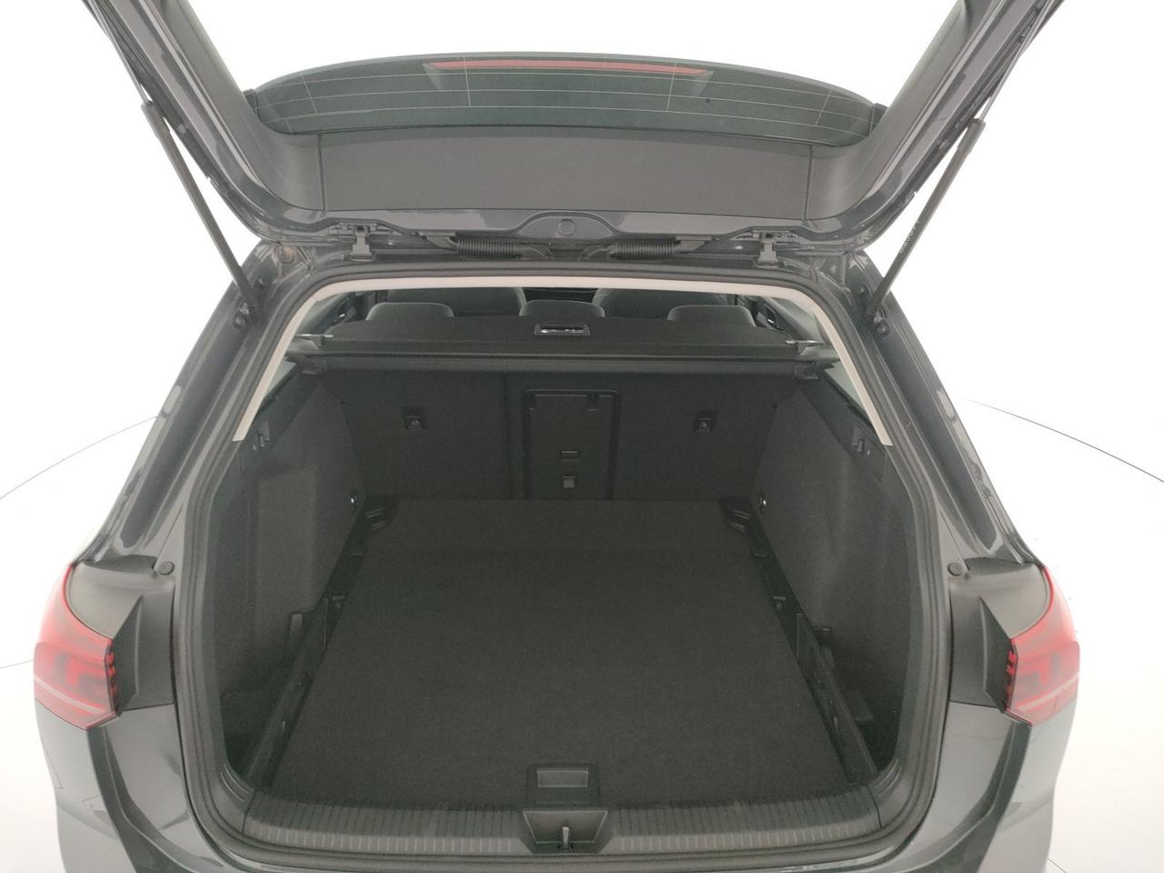 Volkswagen Golf variant 1.5 etsi life 115cv dsg