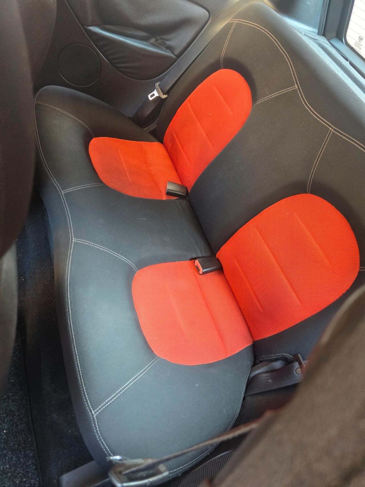 Lancia Ypsilon 1.2 MOMO DESIGN. NEOPATENTATO