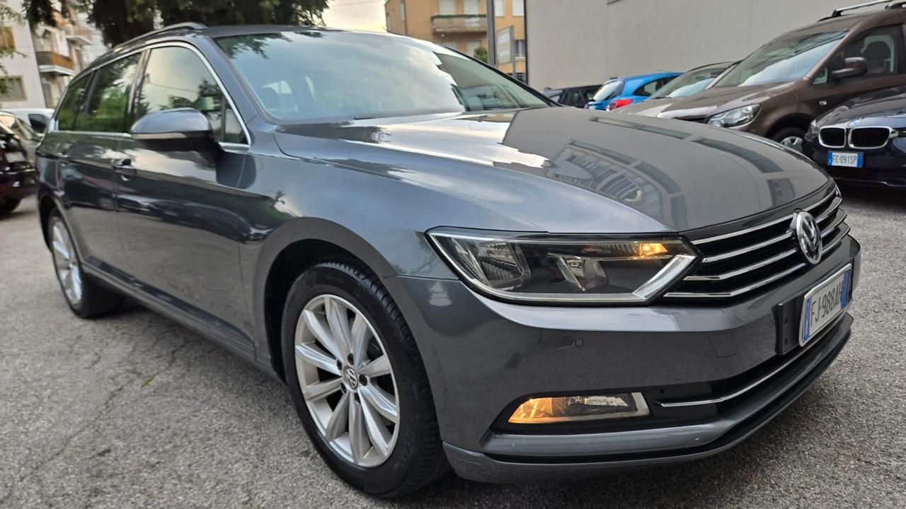 Volkswagen Passat Variant 1.6 TDI SCR DSG Business BMT