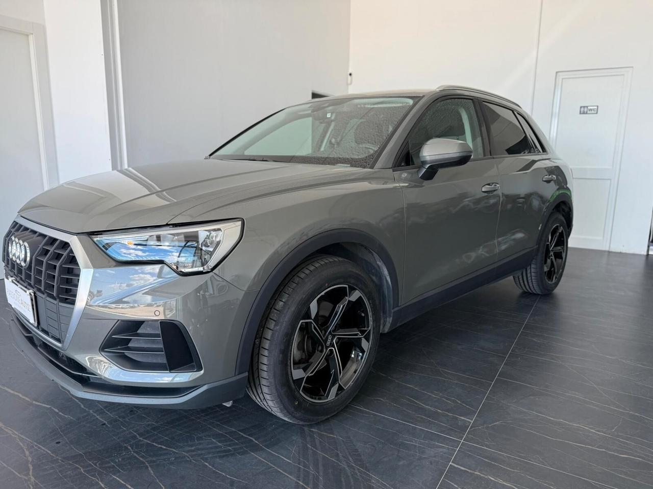 Audi Q3 35 TDI S tronic Business Advanced