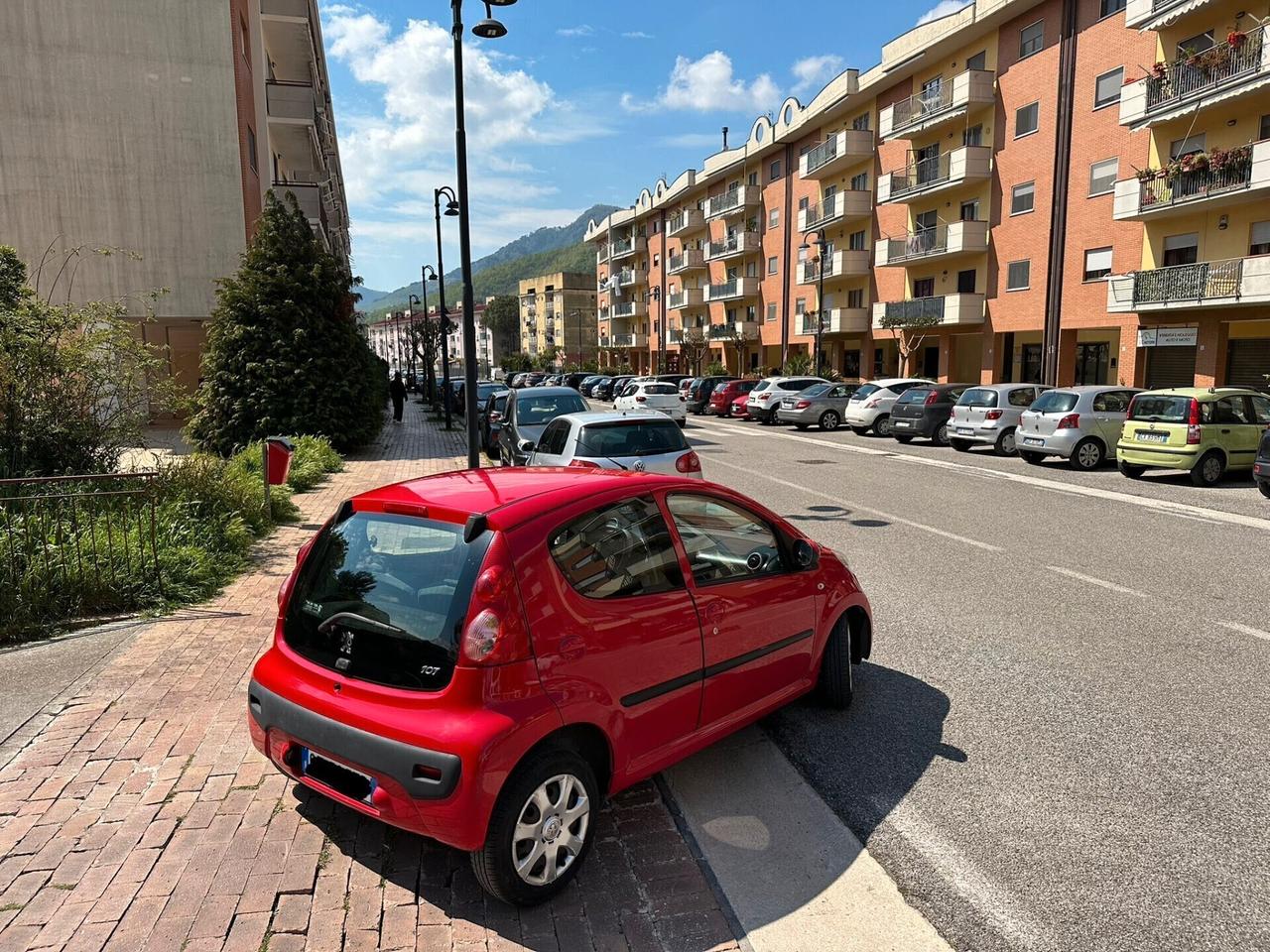 Peugeot 107 1.0 68CV 5p. Plaisir