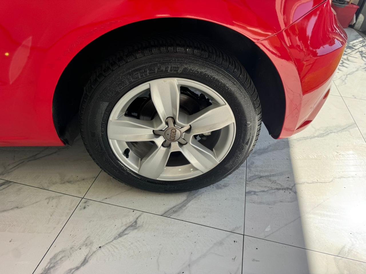 Audi A1 1.4 TDI 90 cv-EURO 6 NEOP OK.-GARANTITA-2015