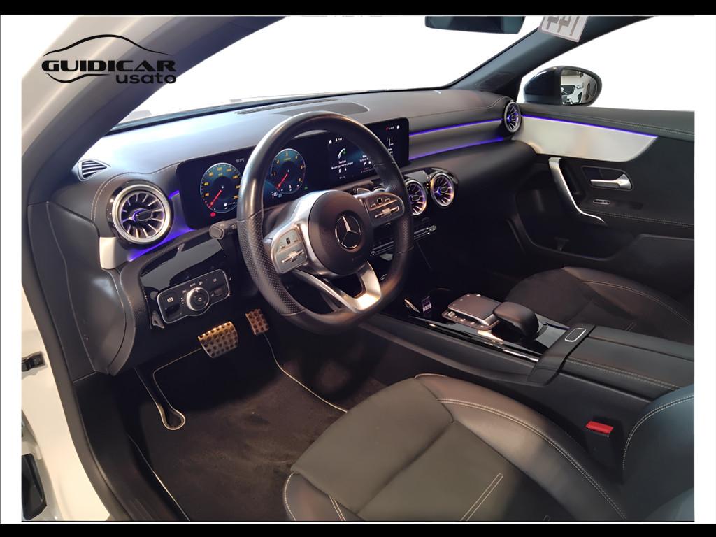 Mercedes-Benz Classe A - W177 2018 - A 180 d Premium Night edition