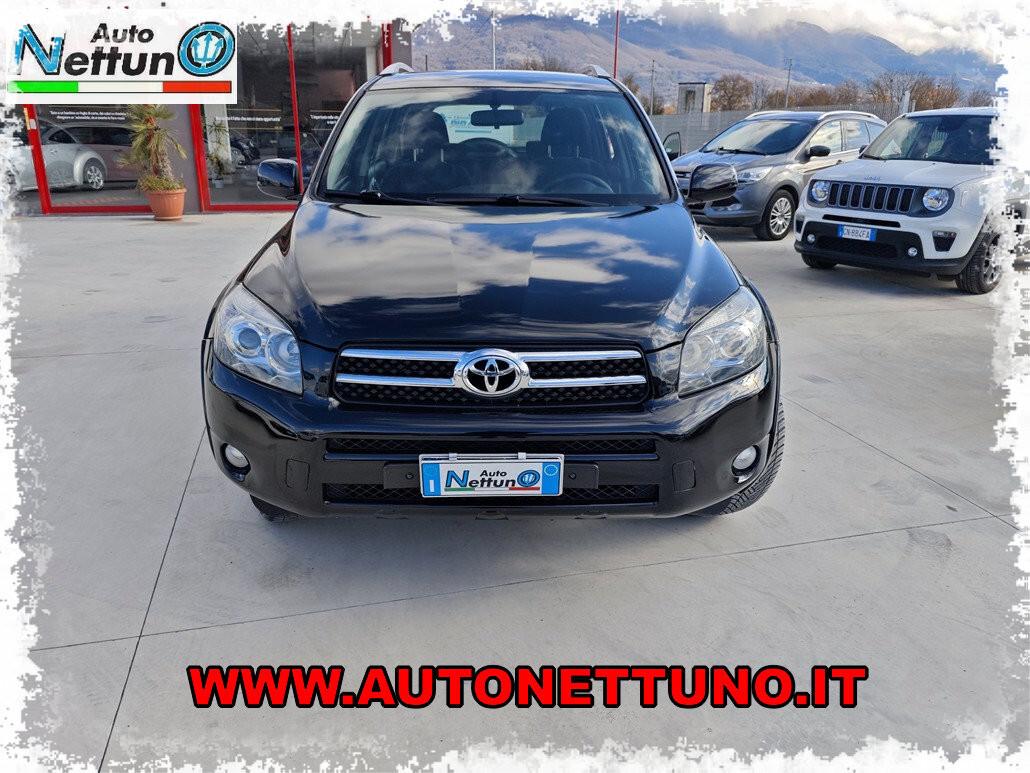 Toyota RAV 4 RAV4 2.2 D-4D 177 CV Luxury
