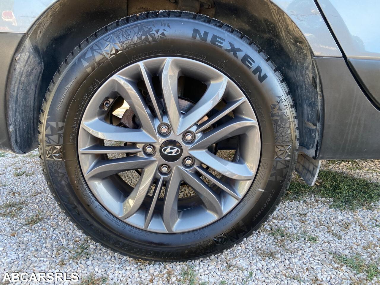 HYUNDAI - iX35 - 1.7 CRDi 2WD Xpossible - UNIPRO.