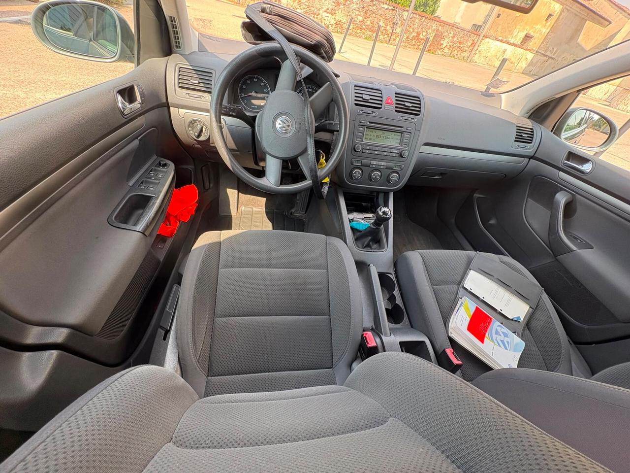 Volkswagen Golf 1.6 16V FSI
