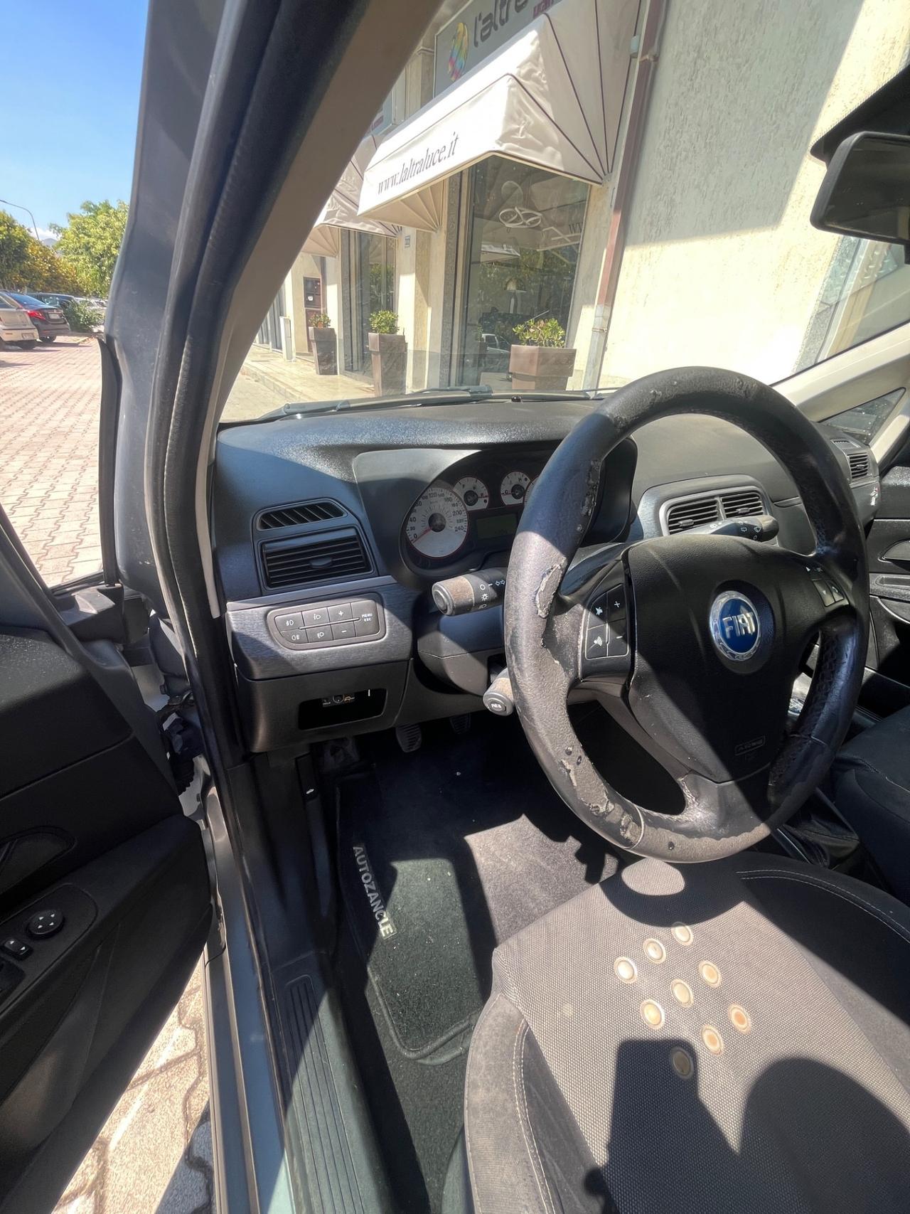 Fiat Grande Punto 1.9 MJT 130 CV 3 porte Sport