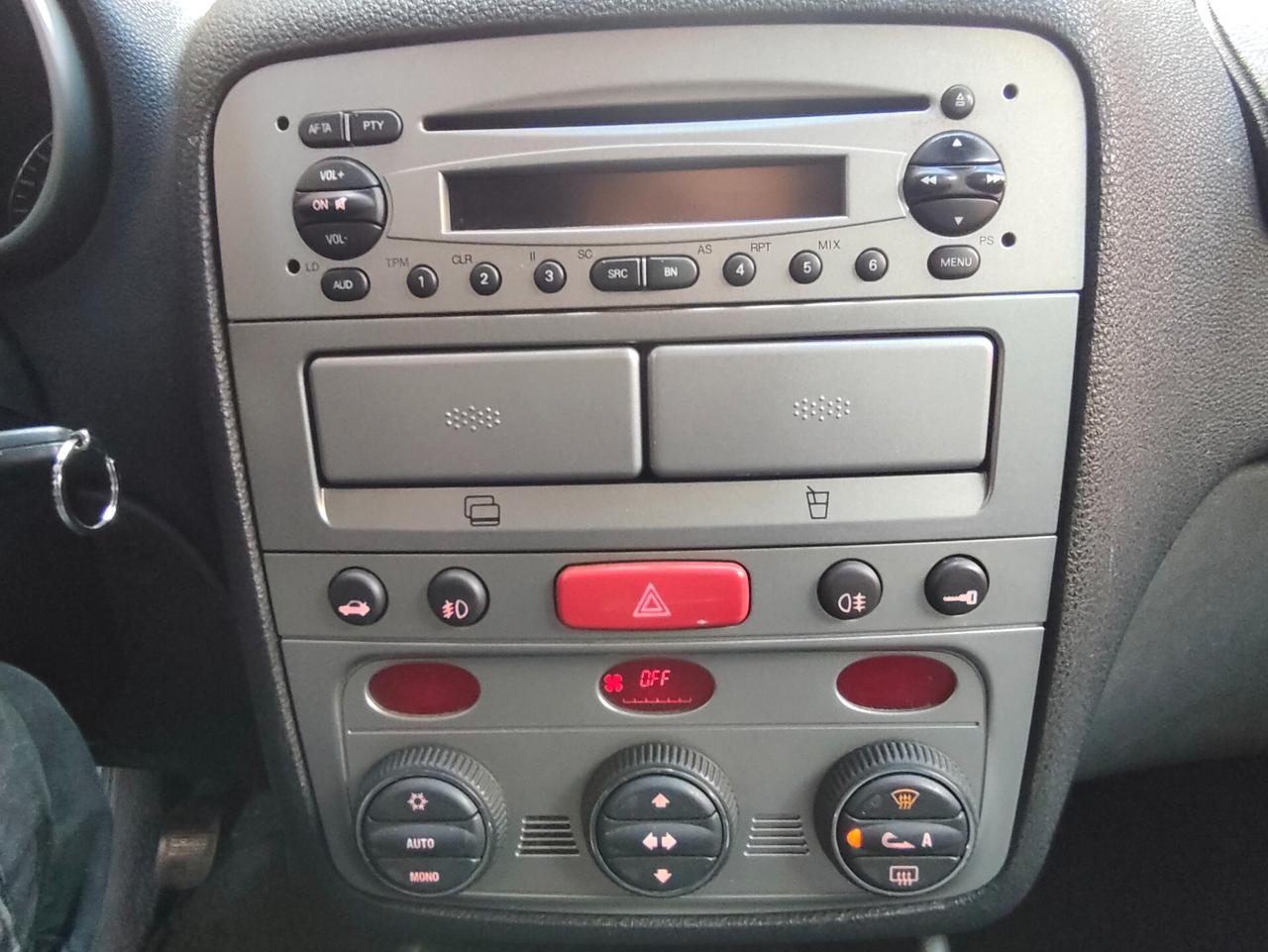 Alfa Romeo 147 1.6 benzina 91.000 km