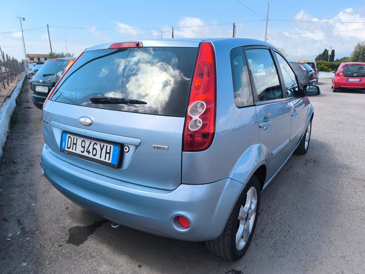 Ford Fiesta 1.4 TDCi 5p. Ghia