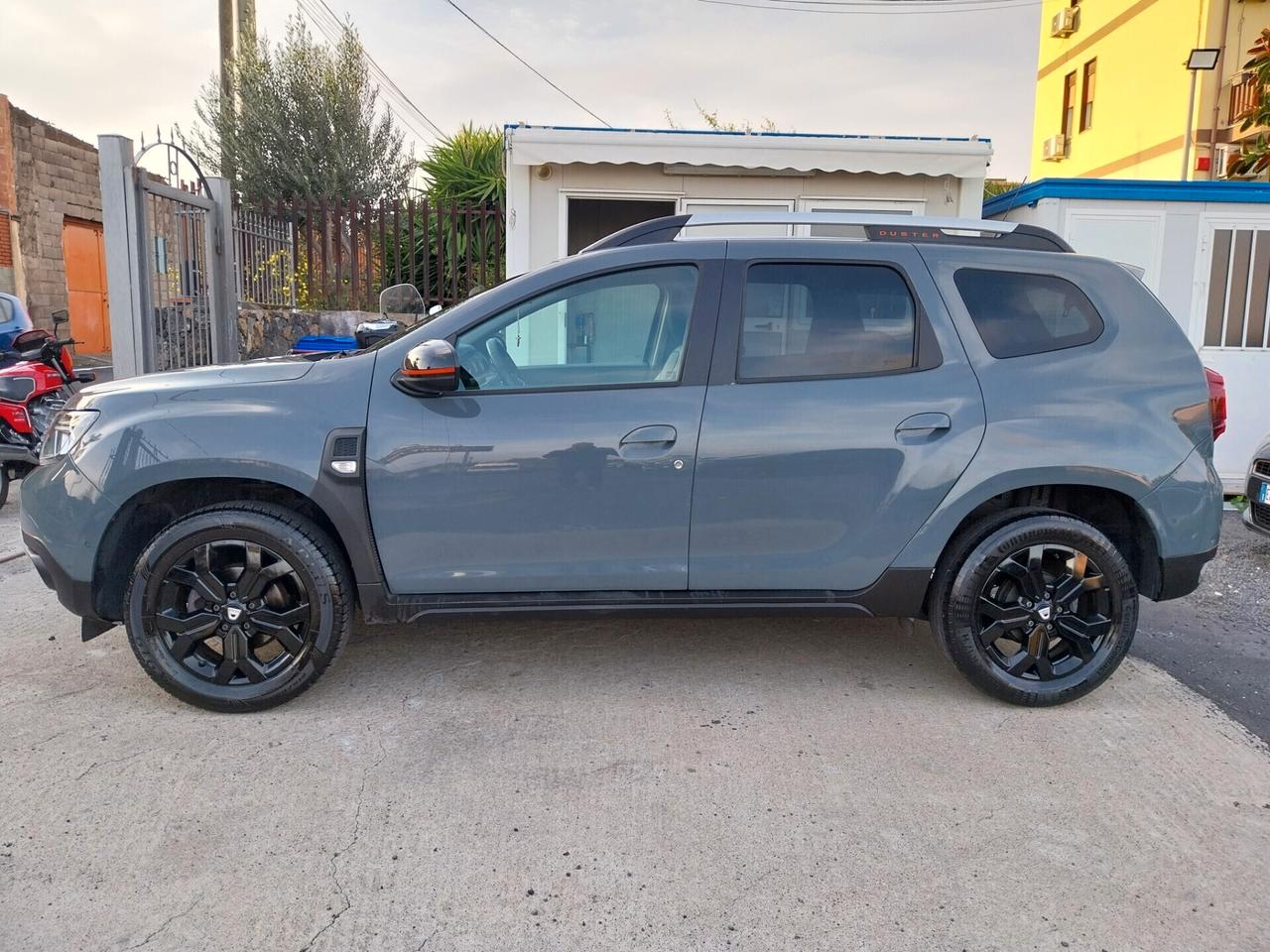 DACIA DUSTER BENZINA-GPL UNICOPROPRIETARIO 2022