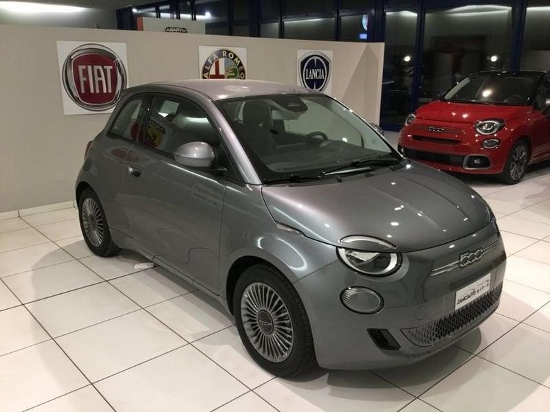 FIAT 500 Icon Berlina