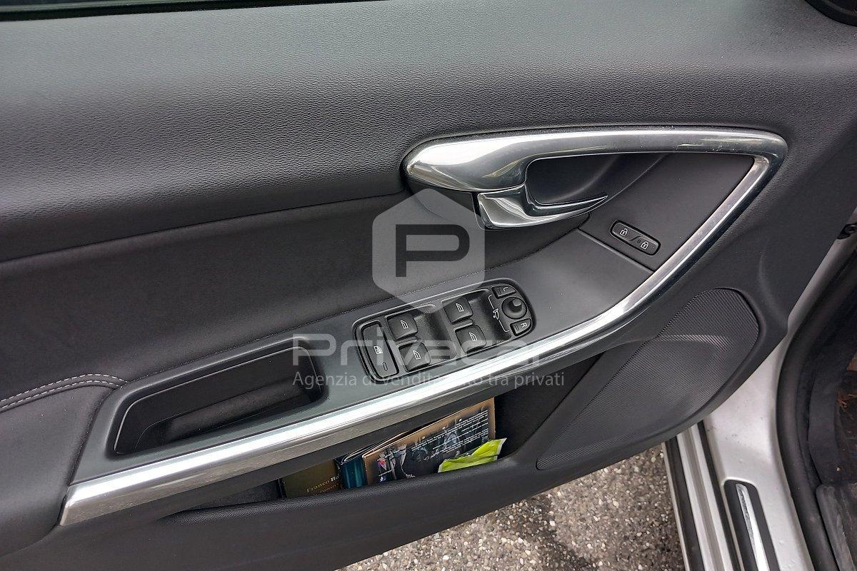 VOLVO V60 D4 Geartronic Business