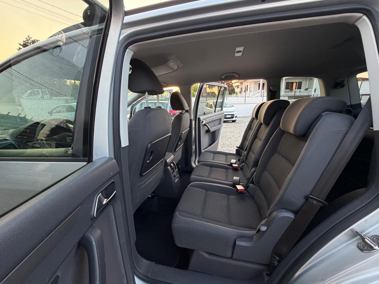 Volkswagen Touran 1.6 TDI DPF Comfortline BMT