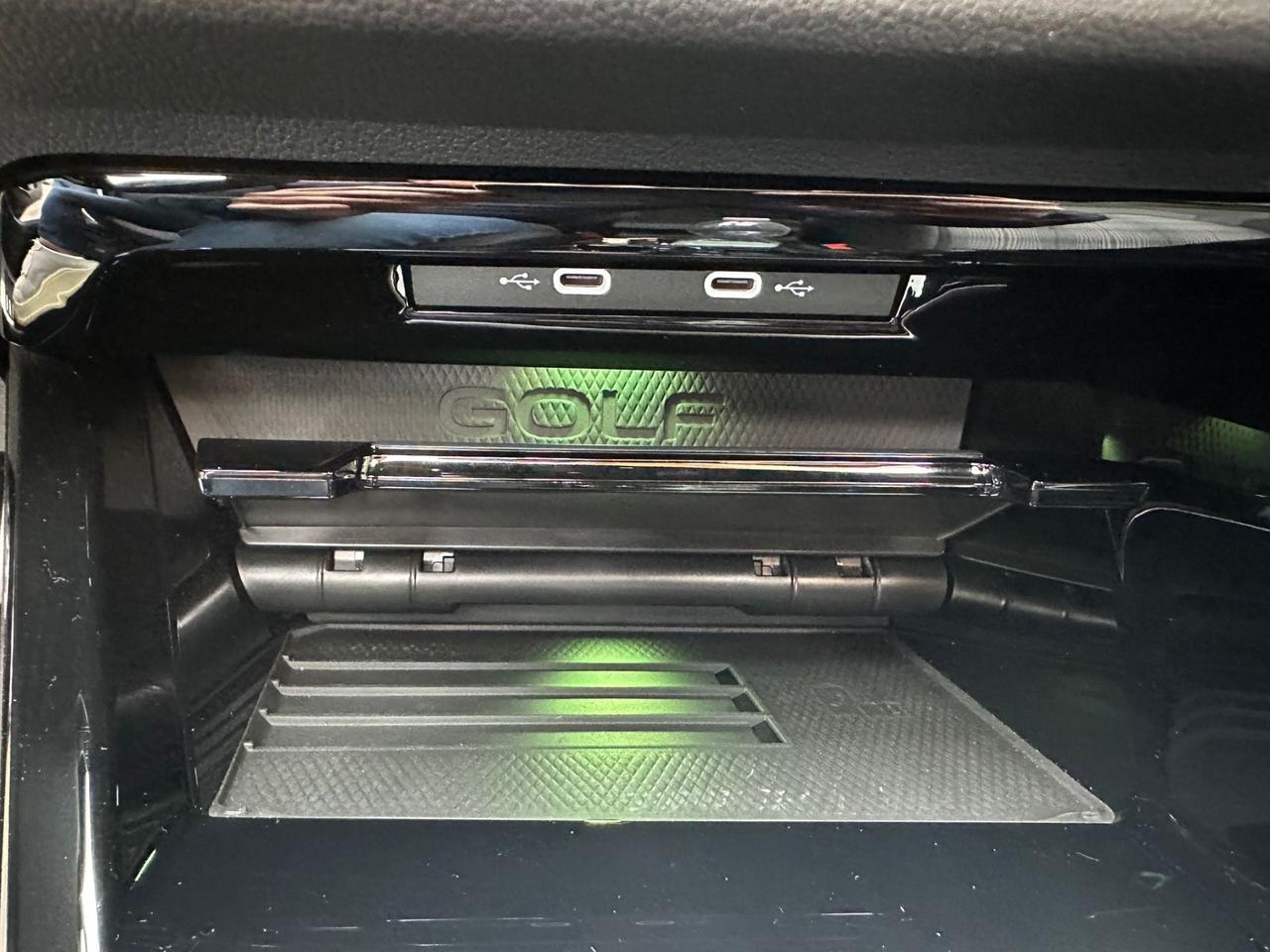 Volkswagen Golf GTI 2.0 TSI DSG