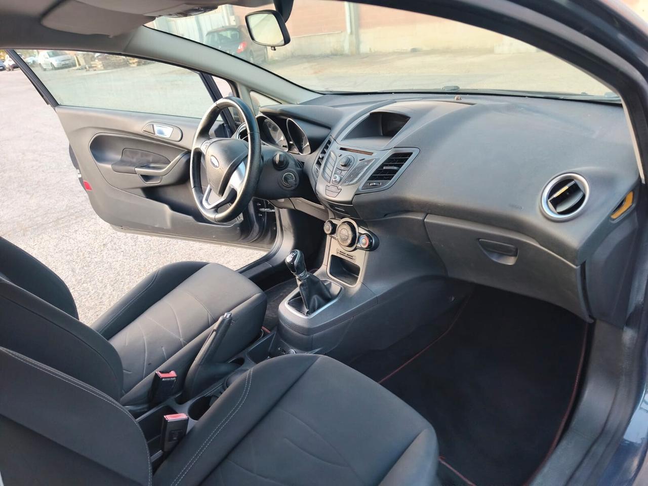 Ford Fiesta 2013---1.5 Diesel Neopatentati