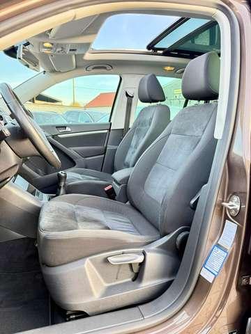 Volkswagen Tiguan 2.0 tdi bm Sport
